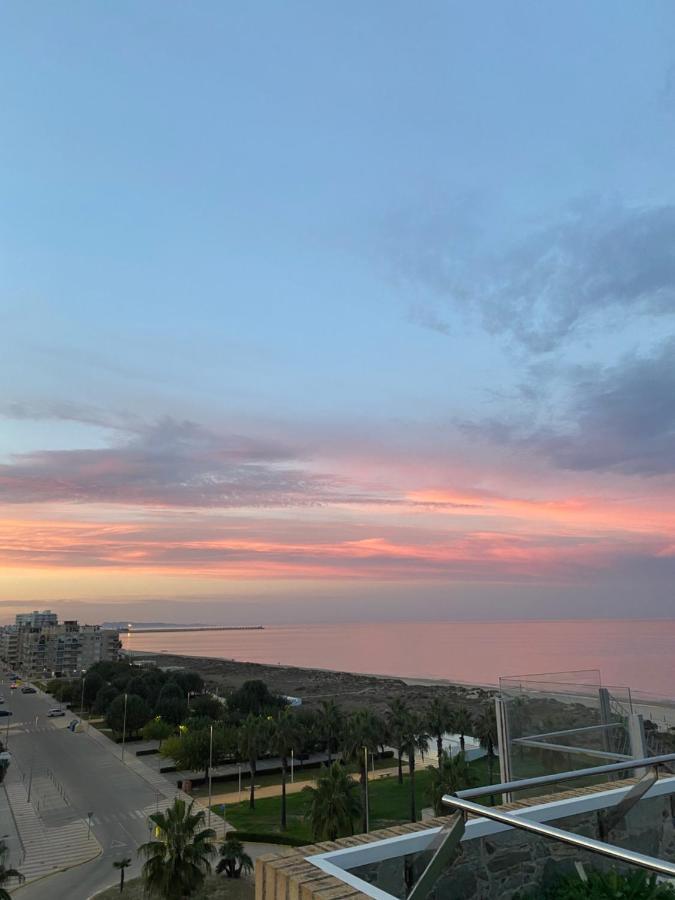 Apartamento A 100 Metros De La Playa Con Grande Terraza Y Vistas Al Mar Daimus Dış mekan fotoğraf